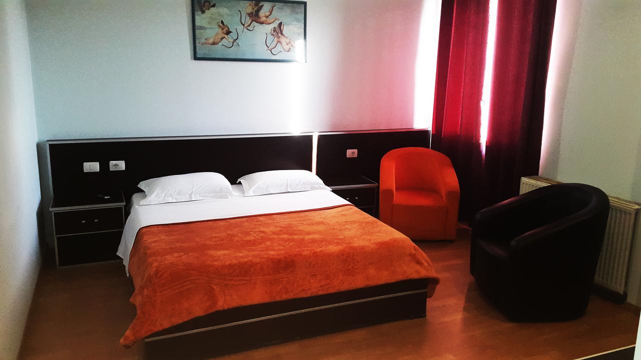 Alpet 3*